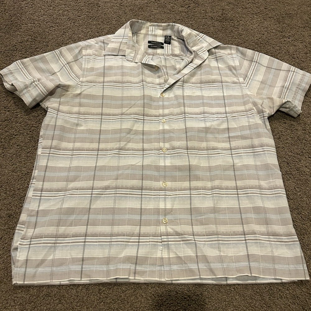Van Heusen Men's Light Brown Plaid Button Down Shirt